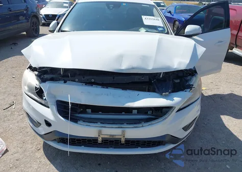 2018 Volvo S60 T5 Dynamic из США, поврежденный, VIN YV126MFLXJ2451548